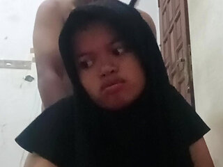 18-year-old Hijab Student Who Is Hyper Sex