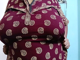 Big boobs sexy indian aunty video
