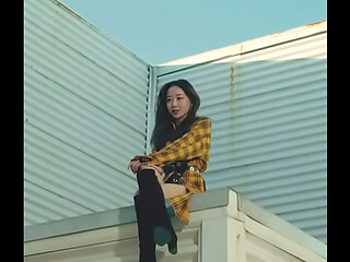 LOONA(YVES) - NEW (VERTICAL MV)