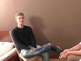 Muscle guy and sexy petite pussy fucking big cock sucking