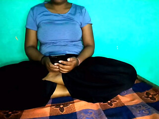 Hot Nagma gets a tasty blowjob