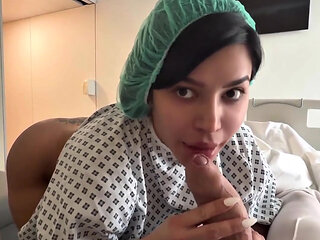 Sara Retall Fucks Residenrt in the Hospital (chris Diamond)