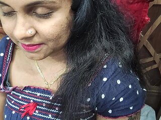 Feet Massage in Nighty