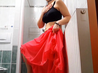 Selena's Belly Dance, Posing and Sex