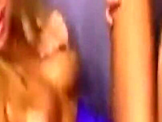 Mature Babe Spreads Ass for Deep Pussy Licking and Fingering Frenzy