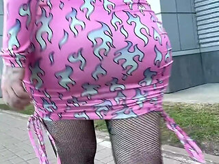 Long walks around the city are my passion! 