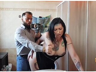 He Fucks Her In The Bathroom While She Puts On With Mia Khalifa, Tommy A Canaglia And Lady Muffin