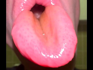 Dommylips makes taco tongue in public restroom