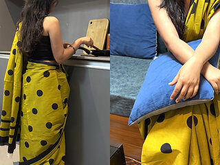 Seeing Bhabhi alone in the room, I had sex with her. Mani Bhabhi was in trouble, after that I had my semen.