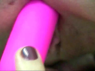 Team Busty: Mak: Solo Pink Toy