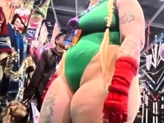 BBW Pawg cosplay candid