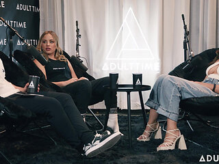 Scarlett Alexis & Anna Claire Clouds Pen*s Fingers & Mile High Club the Adult Time Podcast