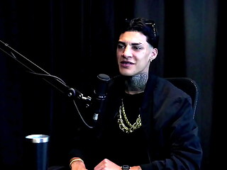 Quer ficar por dois anos na Europa trabalhando, foi em um atendimento a meia-noite e se assustou, e o amigo que gosta de dar o cu... - Gabriell Rios (WATCH ON: SHEER/RED)