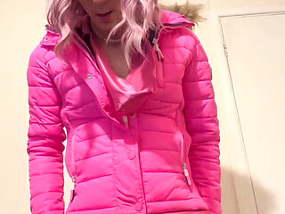 Jess Silk Rides Dildo