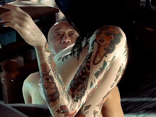 The Dirty Deal Between the Guy and the Tattooed Girl on the Street (3)