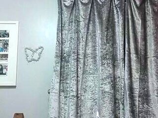 Hot amateur blonde pregnant toying her pussy solo