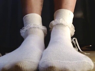 Lesbian College Brunettes Ruffled Socks in Vans Sneakers