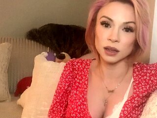 Chubby milf strip show her big boobs webcam