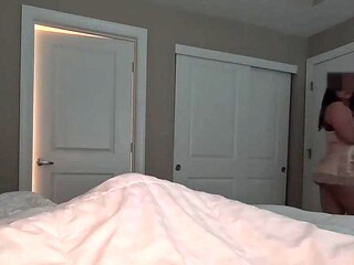 Stepson seduces his mom for a steamy bedtime encounter