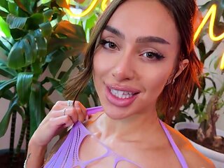 Brown-haired babe with a banging body rocked with power