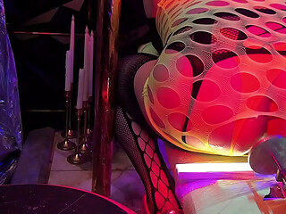 Hardcore ass spreading with toy pleasure xxx