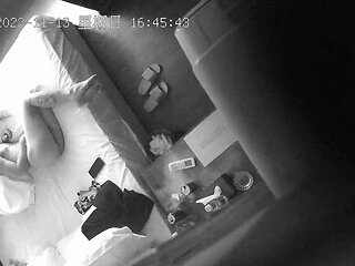 Amateur Asian Solo Fucking On Cam