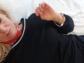 Blonde Mature Wife Selena701 Takes Hardcore Pounding