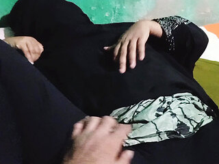 Beautiful Bhabhi and her Boyfriend sex video