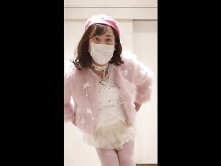 Gorgeous All-pink Style and Masturbation.