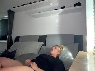 Blonde milf gets it intense and hot to orgasm watches and also cums