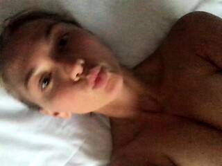Blonde emo amateur solo masturbation