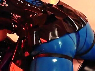 Pussy Strap-on Fuck and Vagina Lips Lick Sex Fun - Free Video Porn Clip Lesbian MILFs