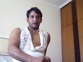 My guest's clothes made me very horny