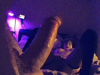 Sexy super hot mature gilf tied,  teased, licked and fucked until she squirts all over the place.