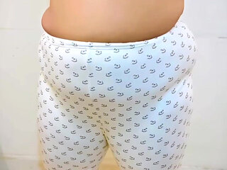 Indian Muslim 18+ Big Teen Hot girl Without Abaya Hijab Niqab Beautiful Sexy Girl Workout & Try To seduced Guys to gets fuck