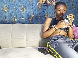 VIBING THE MUSIC BEFORE THE HOT FUCK SHOOTING...WITH MS BEE... FULL VIDEO DROPPING ON 17TH AUG