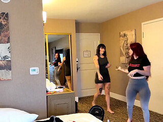 Amateur couple finds themselves in a wild Vegas hotel hookup