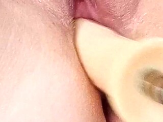 Cheating Wife Gets Pounded by Sex Machine