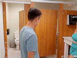 Juan Loco Wants Andie Andersons Juicy Butt