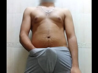 Sexy Japanese BBW handles his big cock with a happy ending