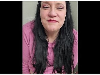 Curvy Brunette Fucks Her Pussy For You