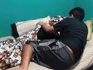 Morbosing My Stepsister's Whore, She Asks Me to Give Her a Massage