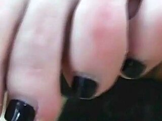 Teen fetish foot plays