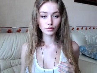 Amateur Webcam Teen Masturbates And Teases