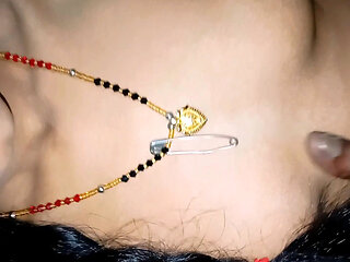 Badaim6 Hot Indian Desi Bhabhi Ko Pati Ke Boss Ne Choda Full Video in Hindi Audio