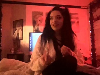 Amateur Webcam Chick Masturbates On Webcam More at