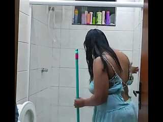 Clean Teen Servicing Dad's Cock While Nude Cleaning the Bathroom