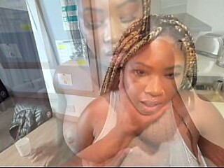 Big Black Cock Makes Curvy Ebony Babe Moan in Kitchen Sex