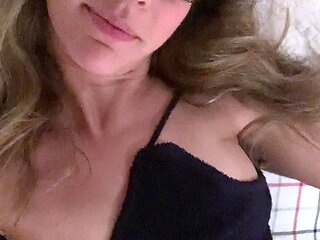 Homemade amateur teen solo