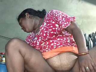 This is my eighteenth full sex video, I made a train of aunty's pussy.